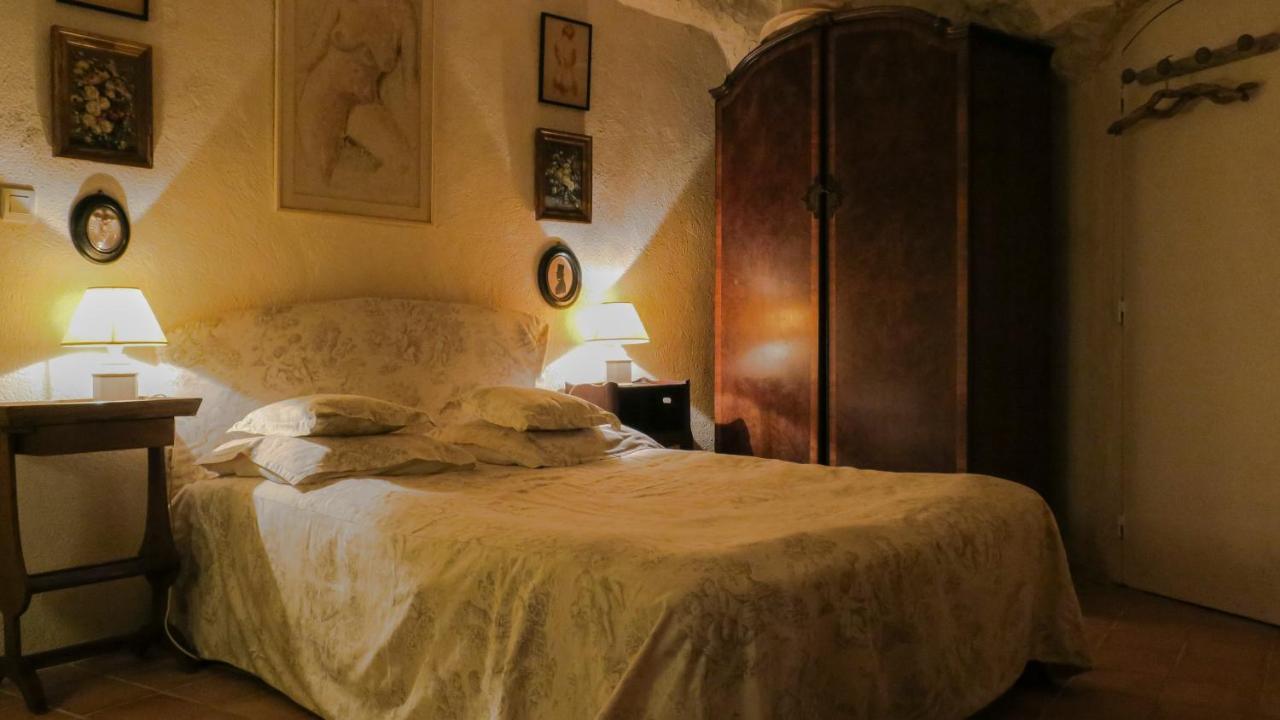 TrôoLa Cave De L'Eperon住宿加早餐旅馆 外观 照片